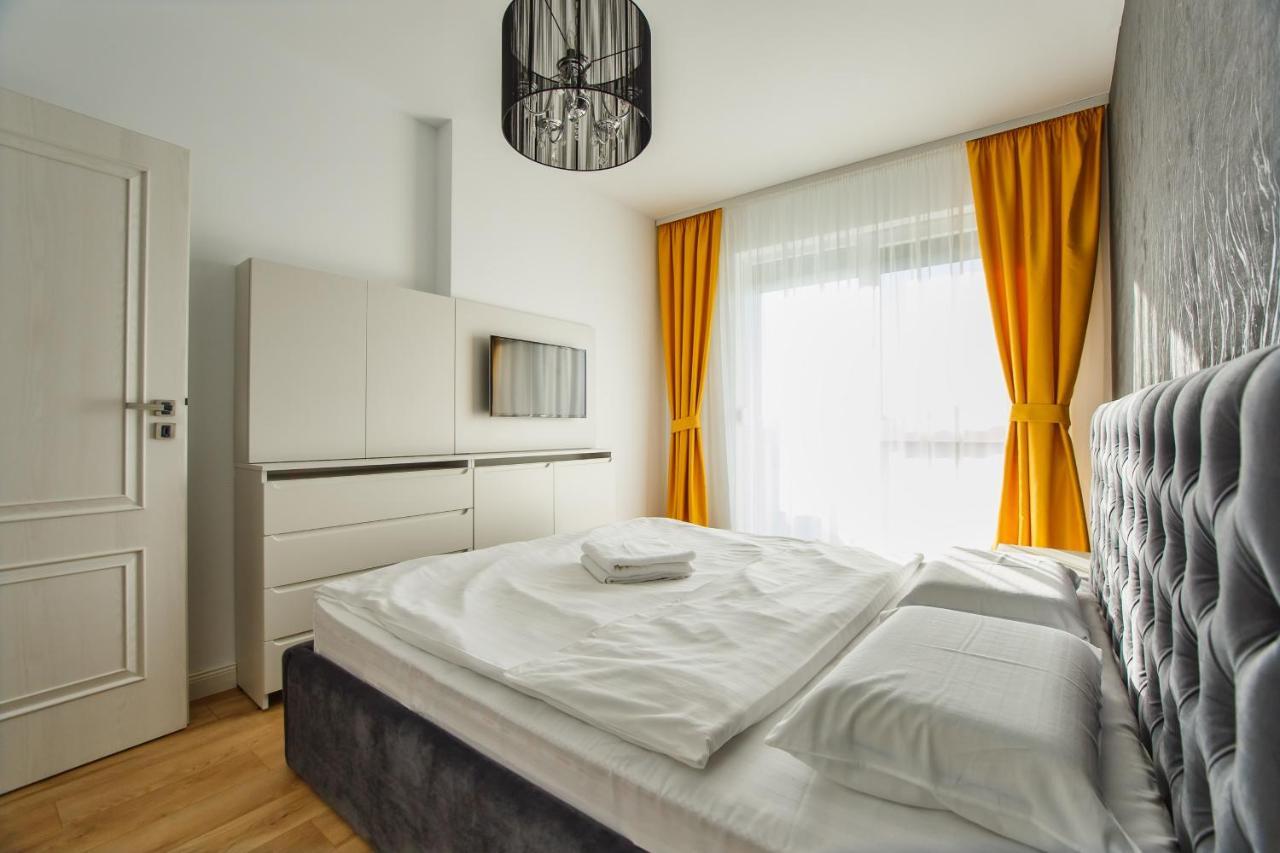 Fantastic Apartment At Prima Residence Nagyvárad Kültér fotó