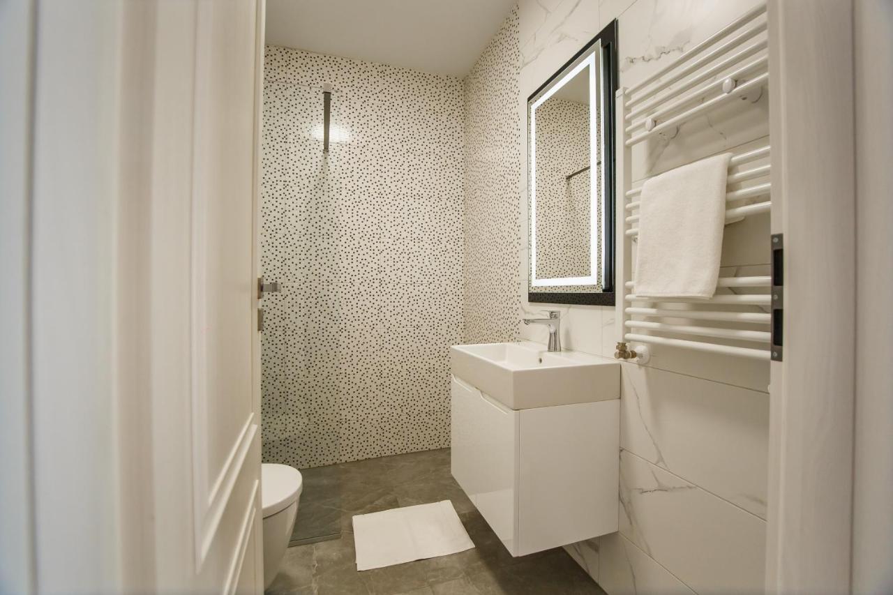 Fantastic Apartment At Prima Residence Nagyvárad Kültér fotó